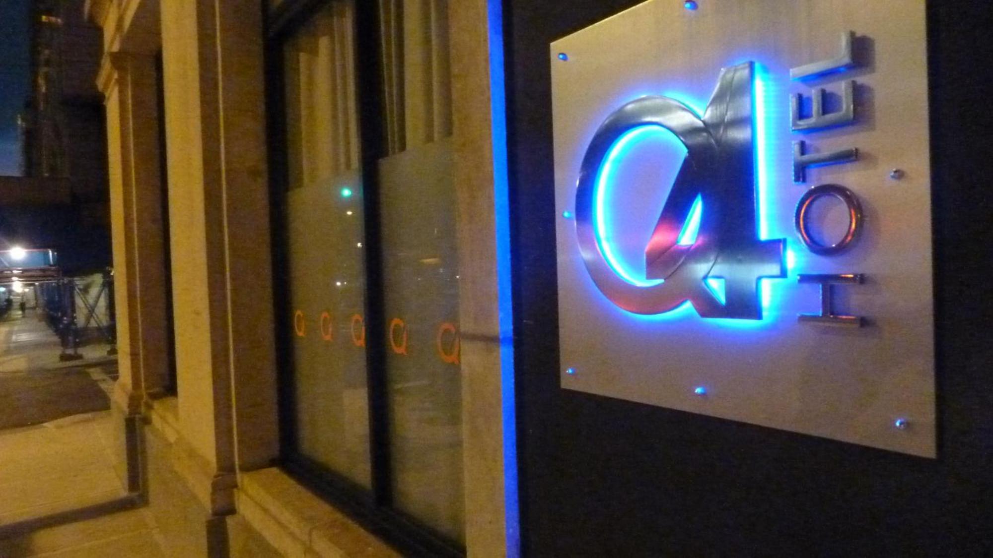 Q4 Hotel And Hostel New York Exteriör bild